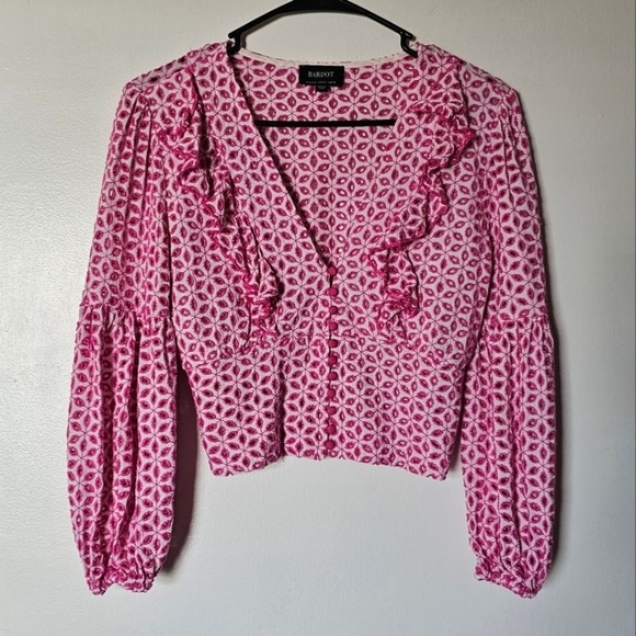 Bardot Camille pink eyelet ruffle v-neck smocked barbiecore cropped blouse - Picture 5 of 11